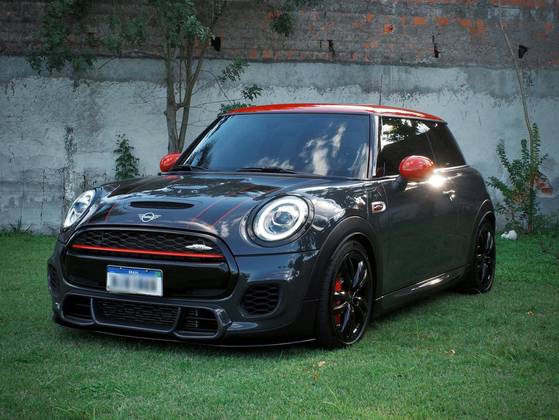 MINI COOPER 2.0 16V TWINPOWER GASOLINA JOHN COOPER WORKS 2P STEPTRONIC MINI COOPER 2.0 16V TWINPOWER GASOLINA JOHN COOPER WORKS 2P STEPTRONIC